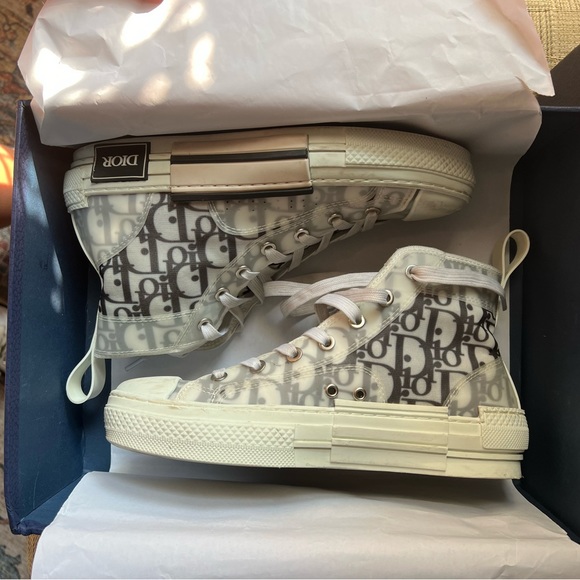 I’m selling these B23 HIGH-TOP SNEAKER (Dior Converse). - Picture 5 of 5